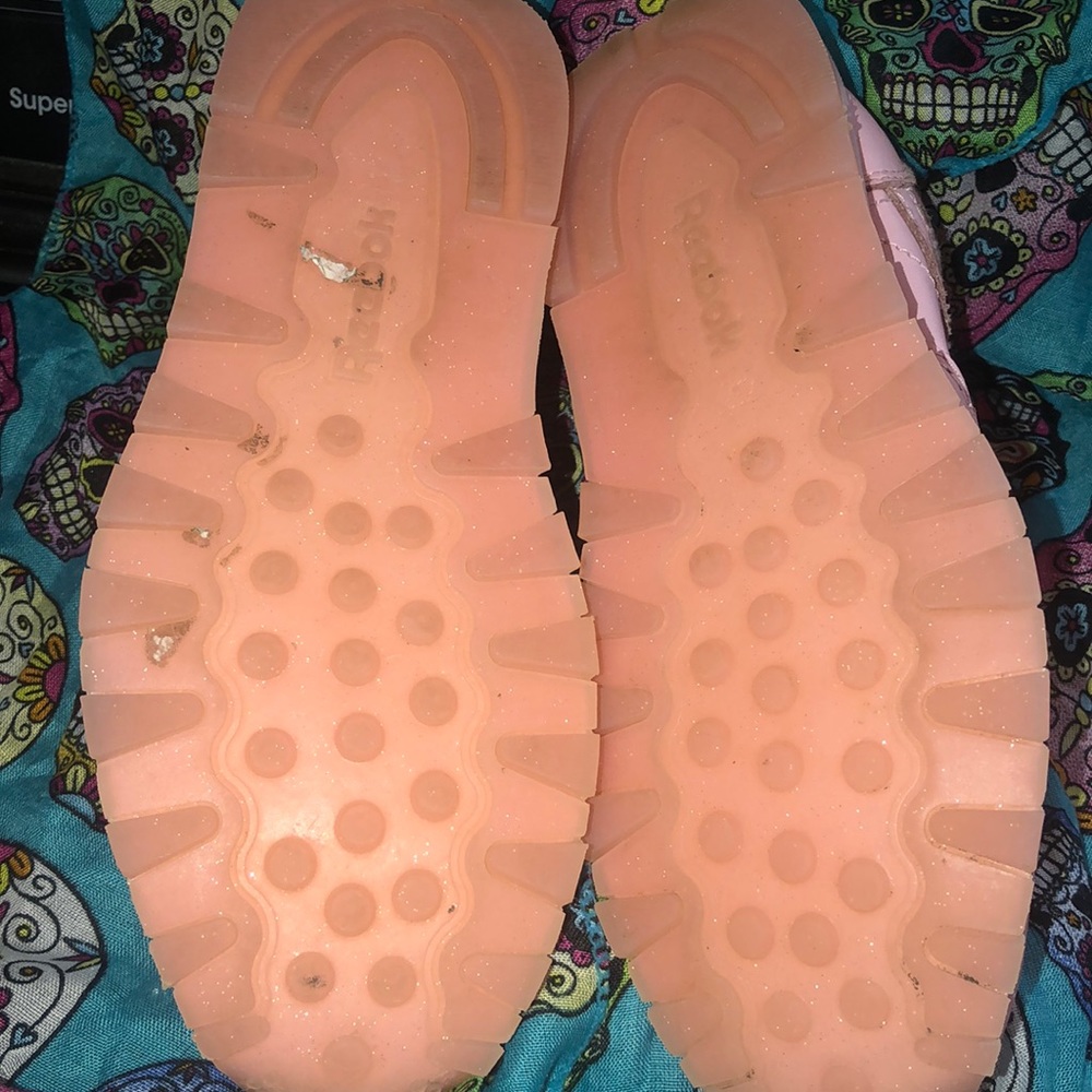 🥰🌸 Adorable Pink Reebok’s 🌸🥰 - Picture 5 of 6
